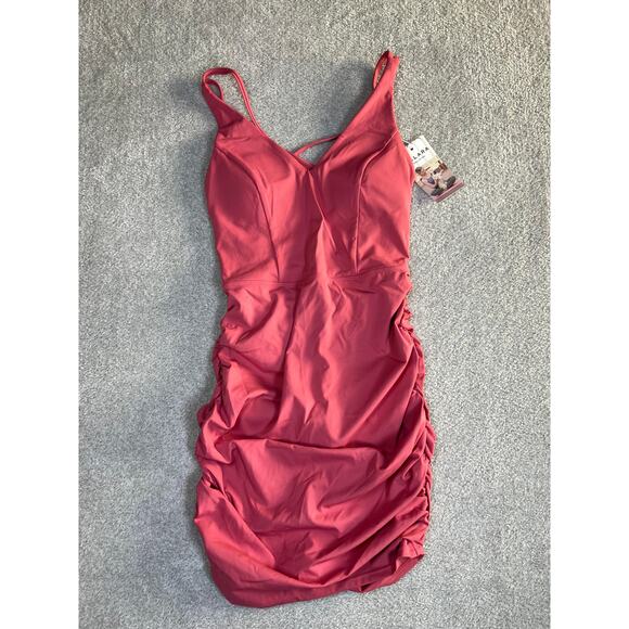 NWT Halara Women's pink Sleeveless Ruched Bodycon Mini Casual Dress Size XS - Picture 3 of 7